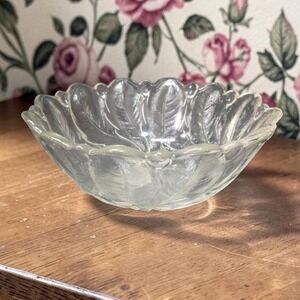 Indiana Glass Lead Crystal‎ Serving Bowl, Vintage Wild Rose Design, Centerpiece